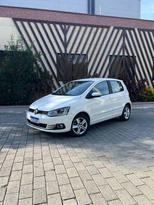 VOLKSWAGEN FOX 1.6 MSI HIGHLINE 16V FLEX 4P MANUAL